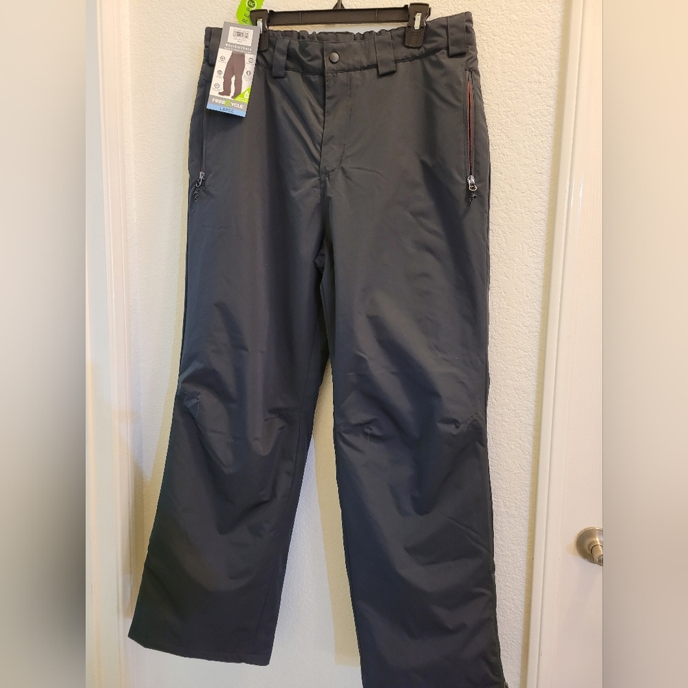Snow pants. Men's 'Free Country' Ski Pants, NWT, Size L, Deep Charcoal color.